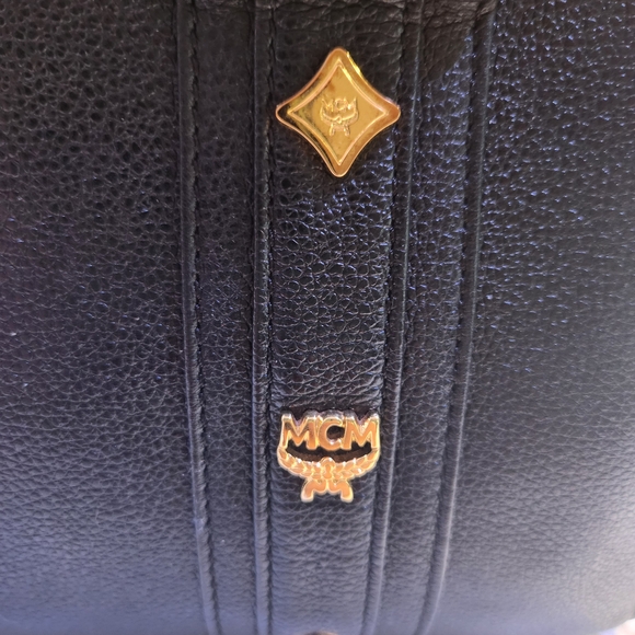 MCM Leather Boston Bag GORGEOUS - Picture 3 of 15